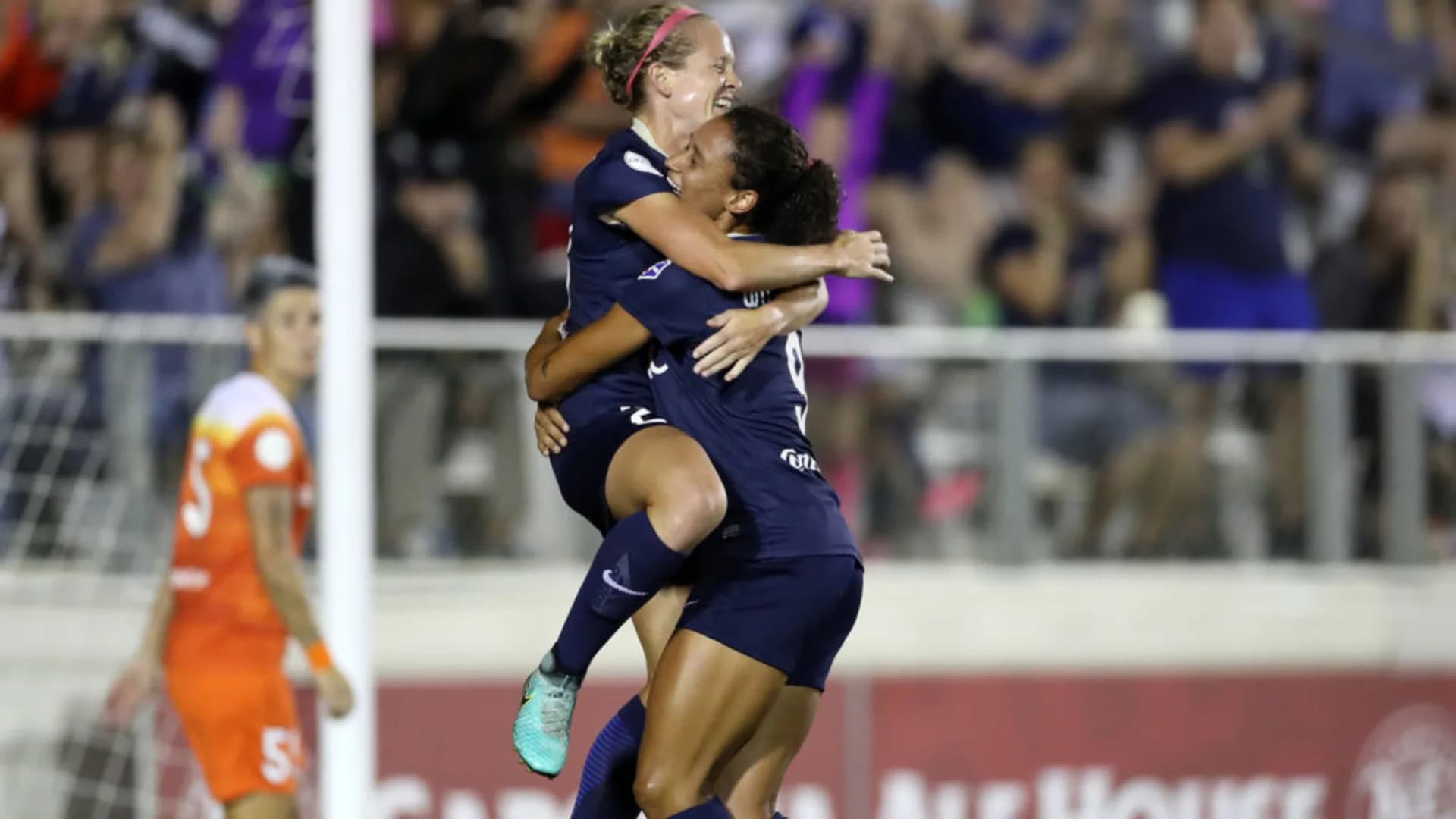 story-image-courage-clinch-home-playoff-game-with-1-0-win-over-dash