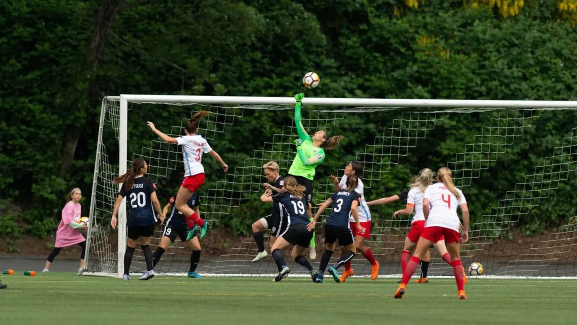 story-image-seattle-reign-fc-and-chicago-red-stars-draw-0-0