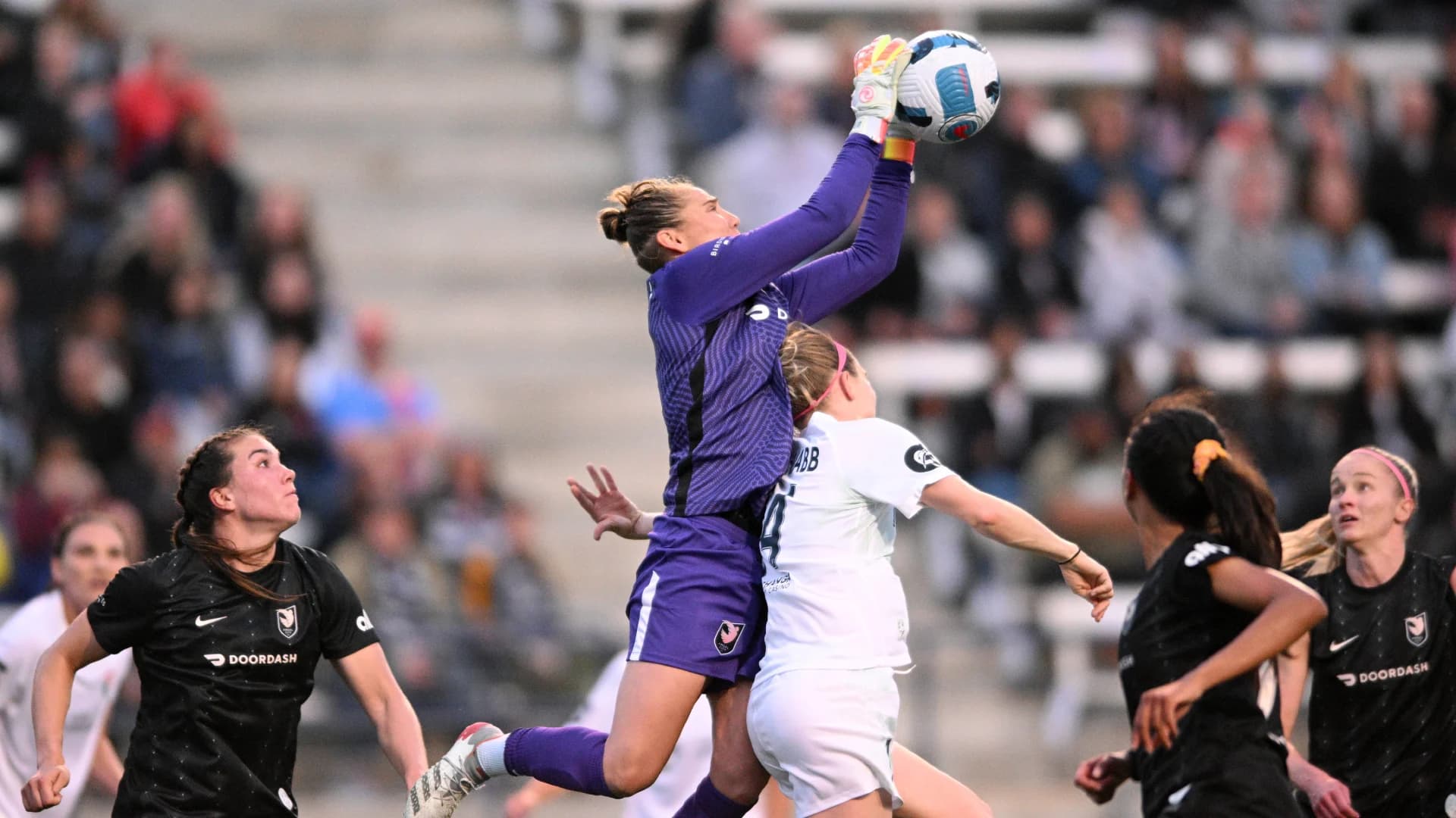 thumbnail-match-recap-angel-city-san-diego-produce-exciting-draw-in-respective-debuts