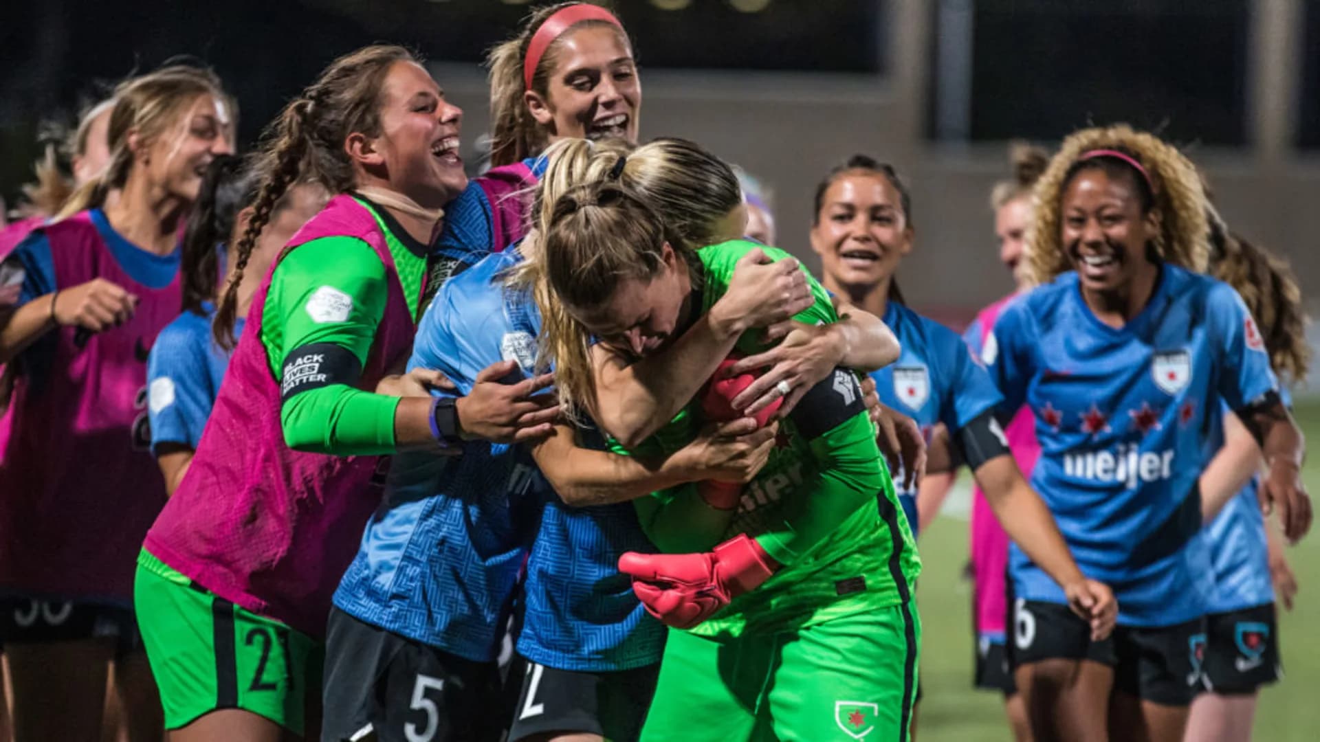 story-image-chicago-red-stars-clinch-final-spot-in-challenge-cup-semis