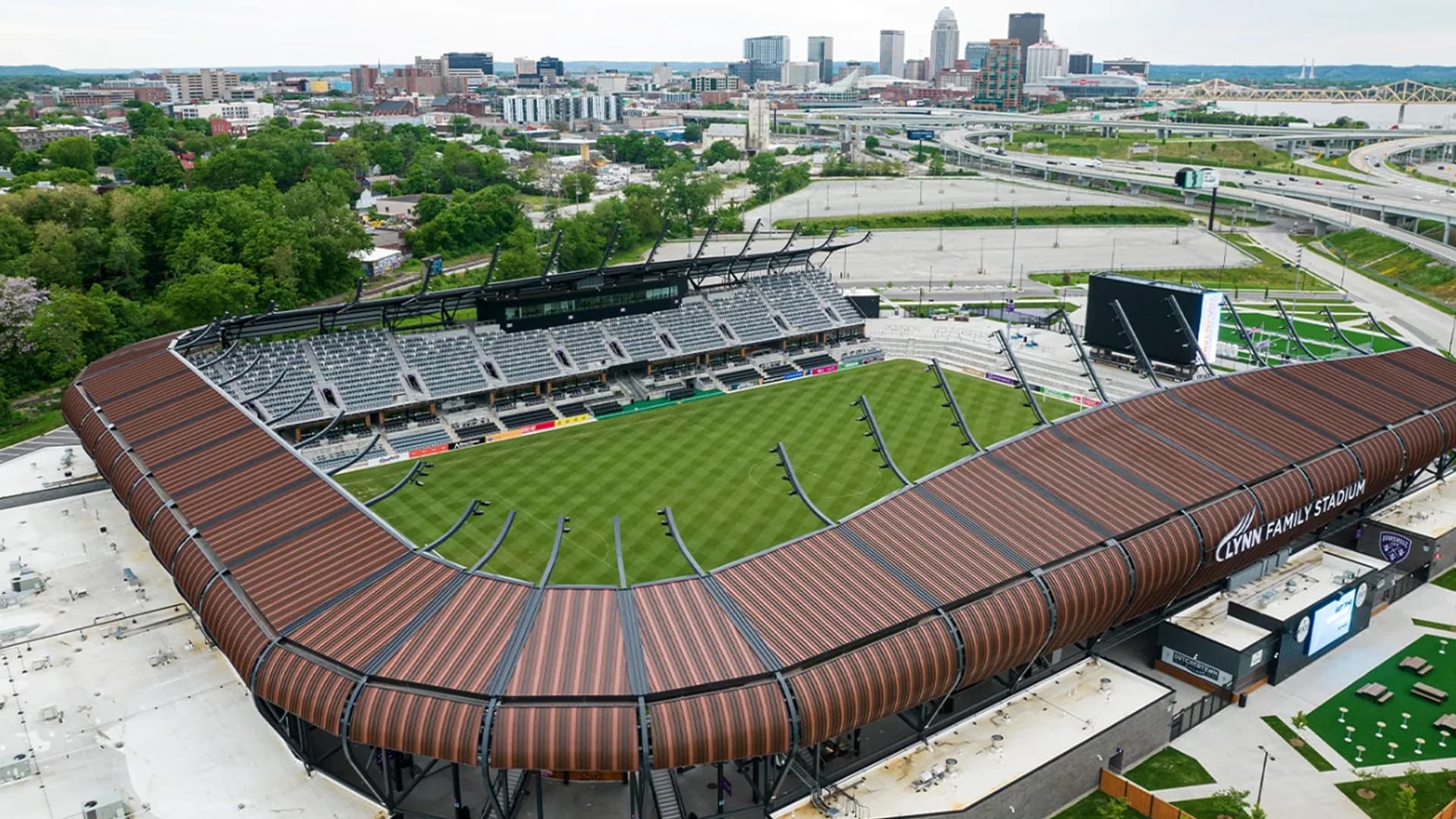 racing-louisville