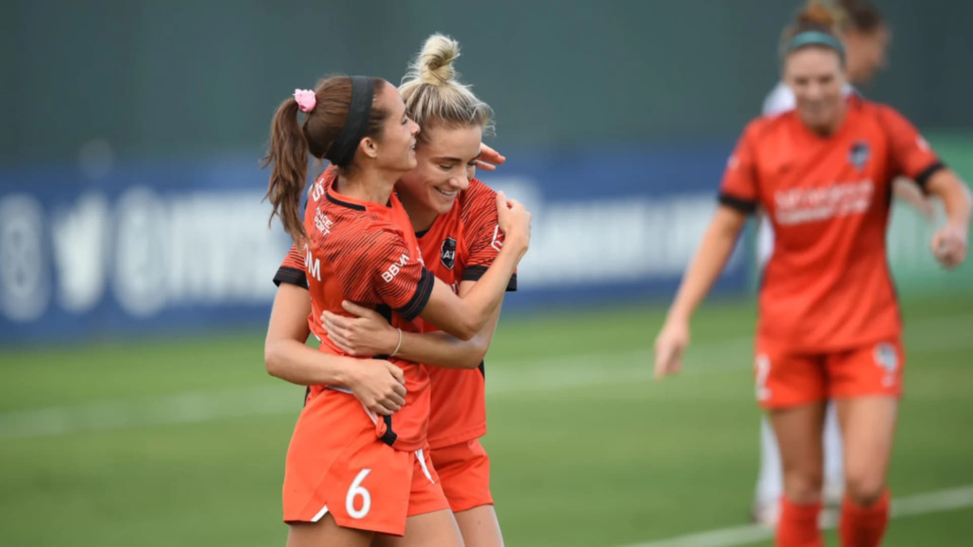 story-image-houston-dash-wrap-up-their-fall-series-campaign-with-a-victory-over-orlando-pride