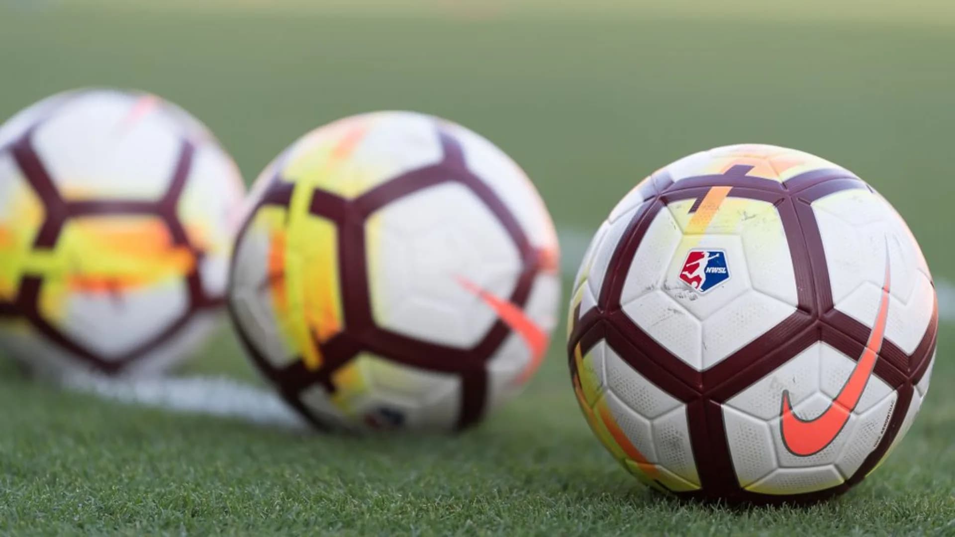 story-image-notebook-spirit-dash-and-red-stars-add-to-staff-ahead-of-the-2019-season