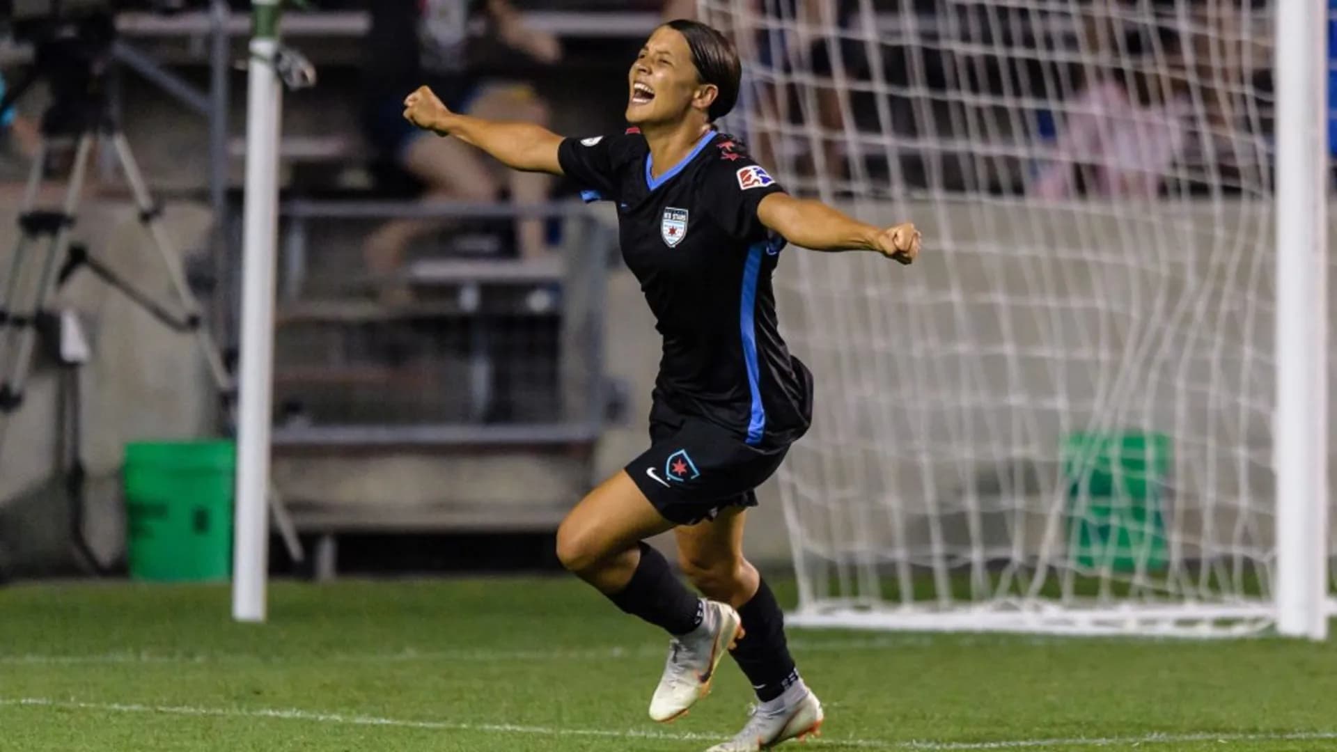story-image-kerr-scores-a-historic-hat-trick-in-w-league-finals-series