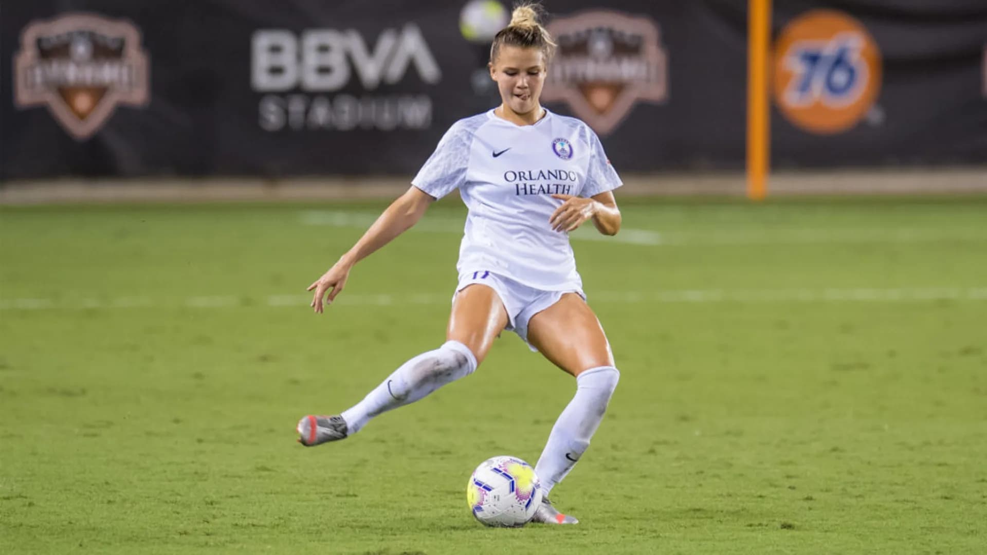 story-image-carrie-lawrence-reflects-on-rookie-season-with-the-pride