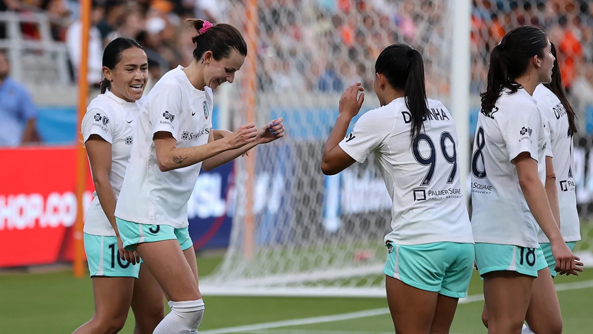 forward-cece-kizer-celebrates-her-goal-against-houston