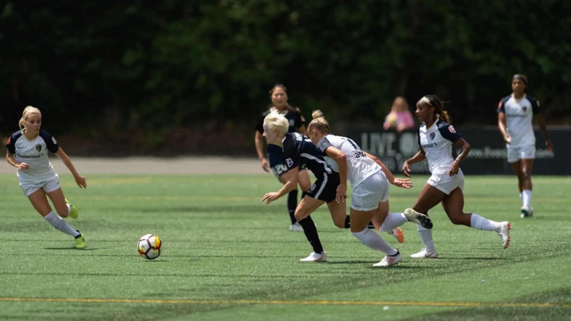 story-image-courage-top-reign-4-1-in-seattle