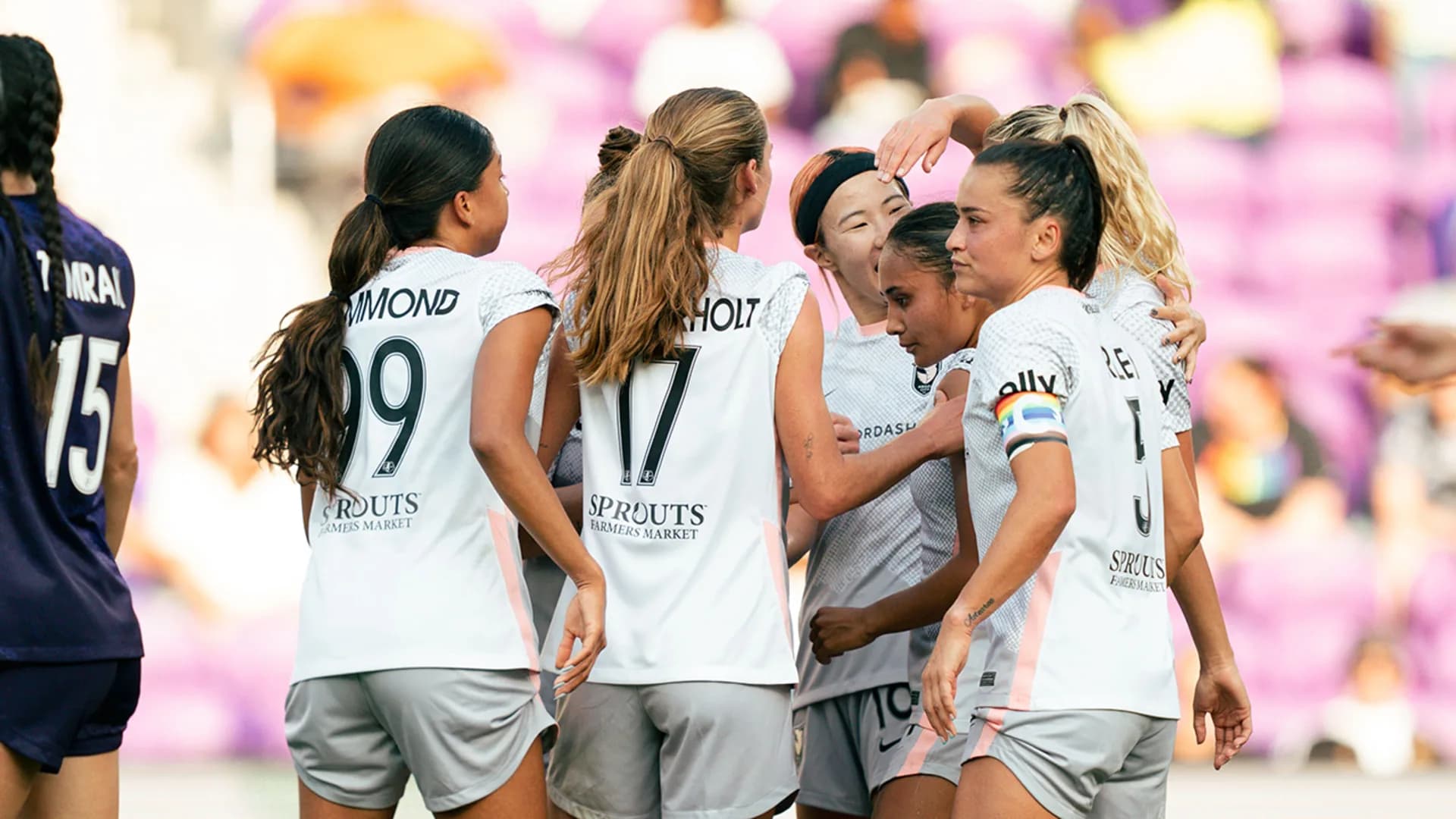 angel-city-players-celebrate-a-goal-against-orlando