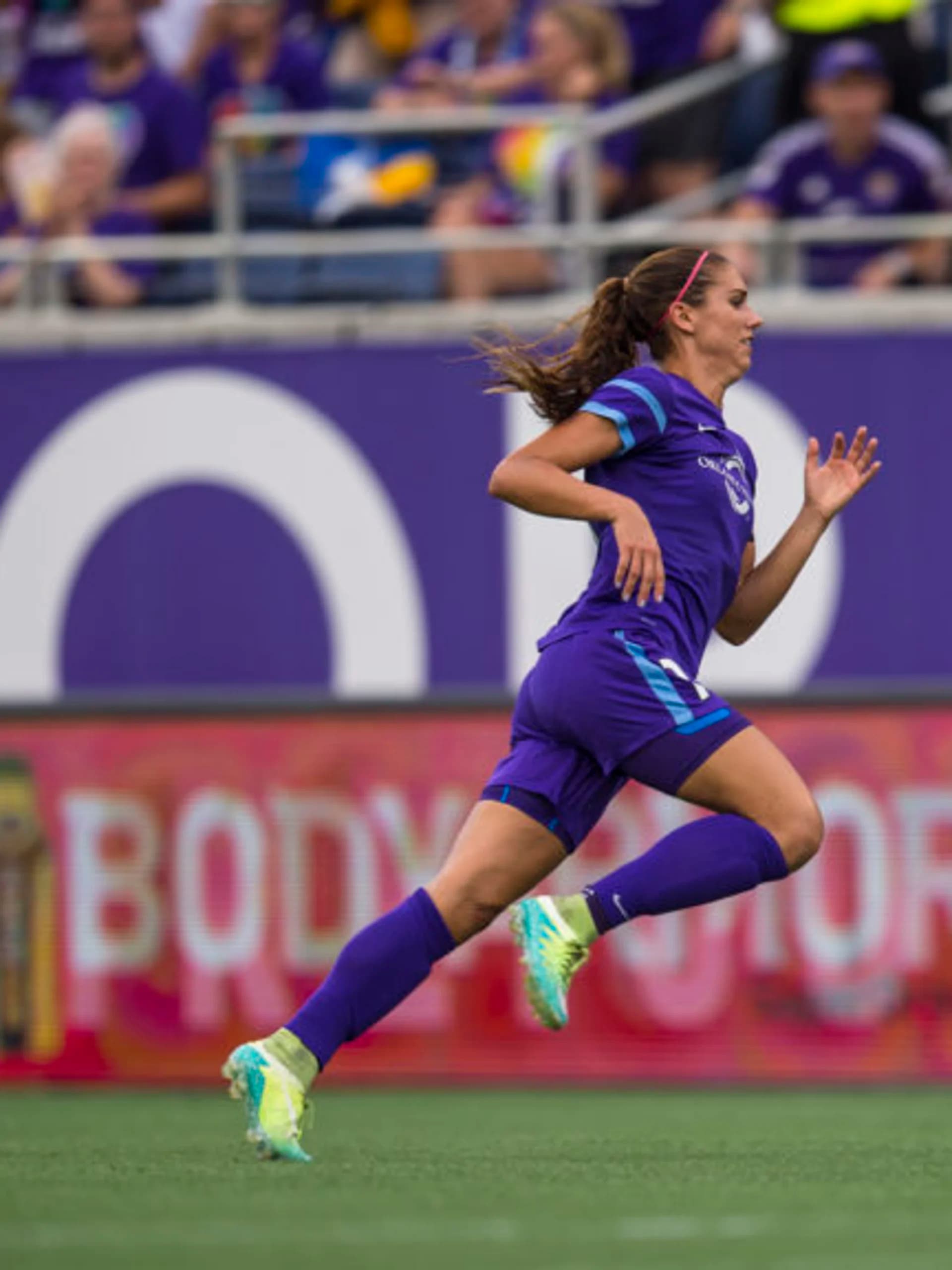 story-image-morgan-lyon-advance-to-uwcl-final