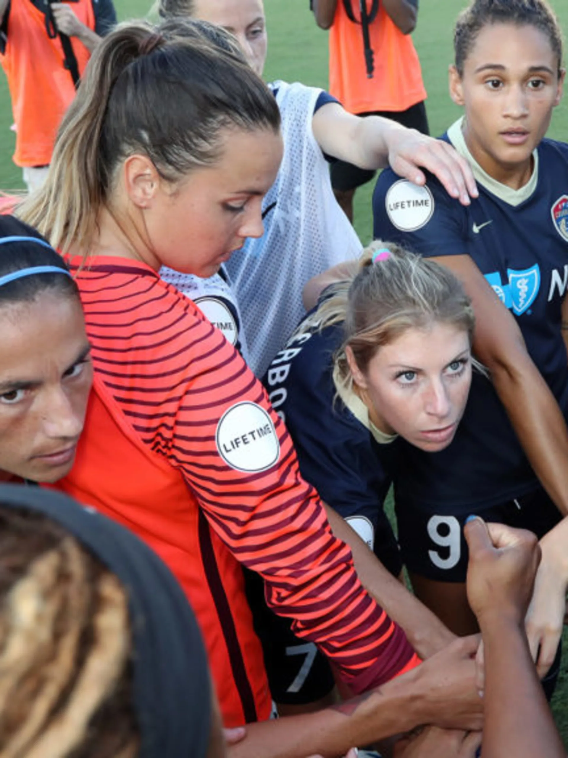 story-image-courage-thorns-in-contention-for-nwsl-shield