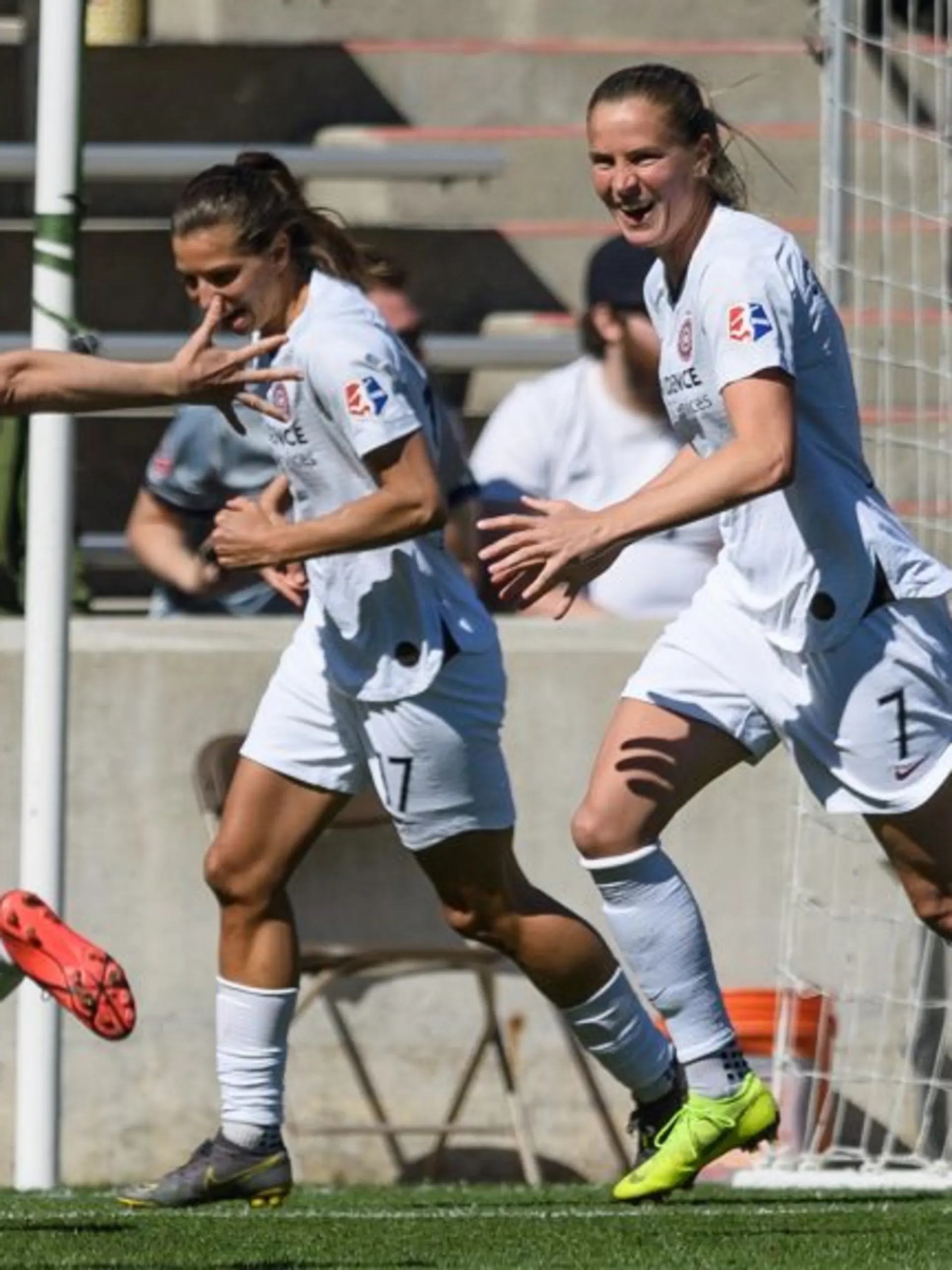 story-image-week-2-player-of-the-week-christine-sinclair