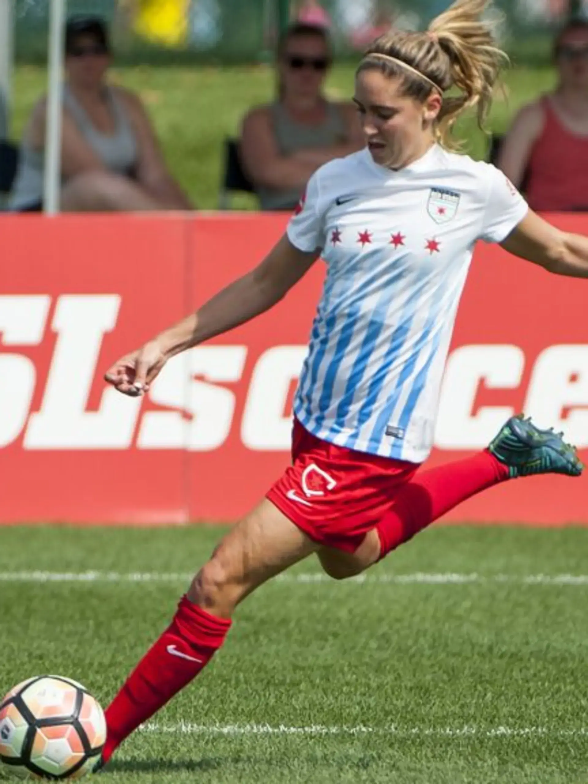 story-image-morgan-brian-signs-contract-with-red-stars