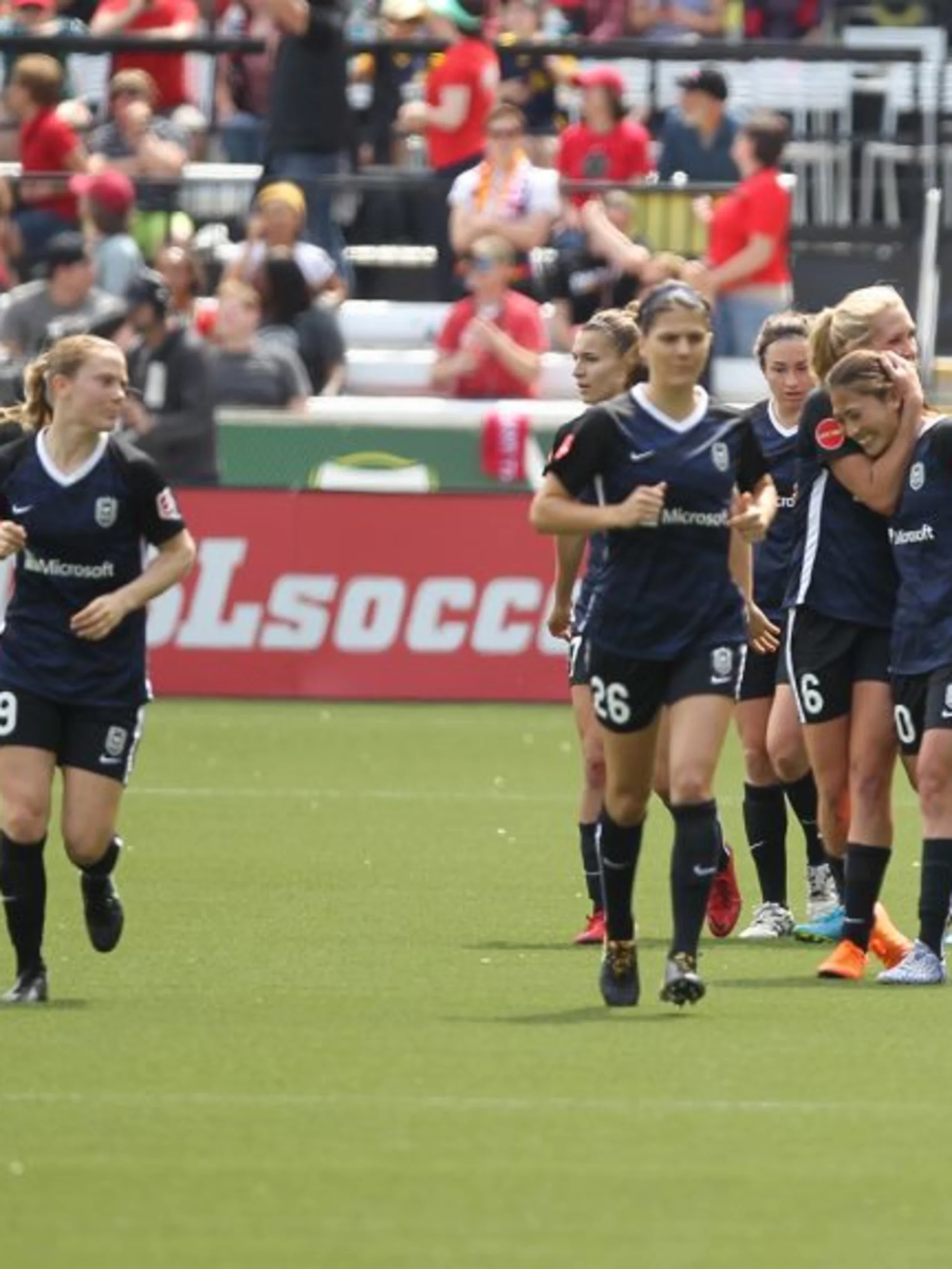 story-image-reign-win-3-2-thriller-over-thorns-in-first-cascadia-clash-of-the-season