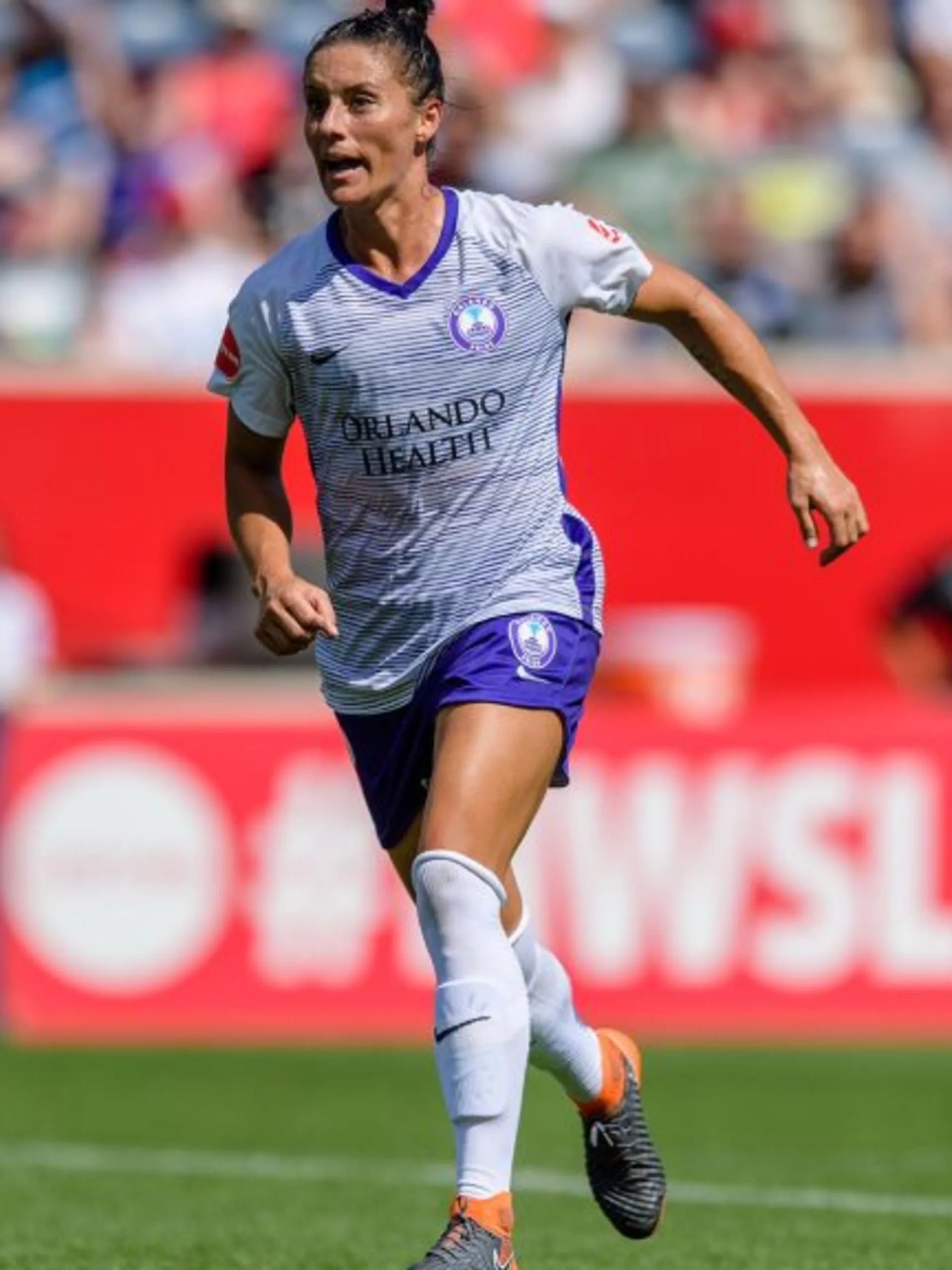 story-image-ali-krieger-to-miss-4-6-weeks-with-right-knee-injury